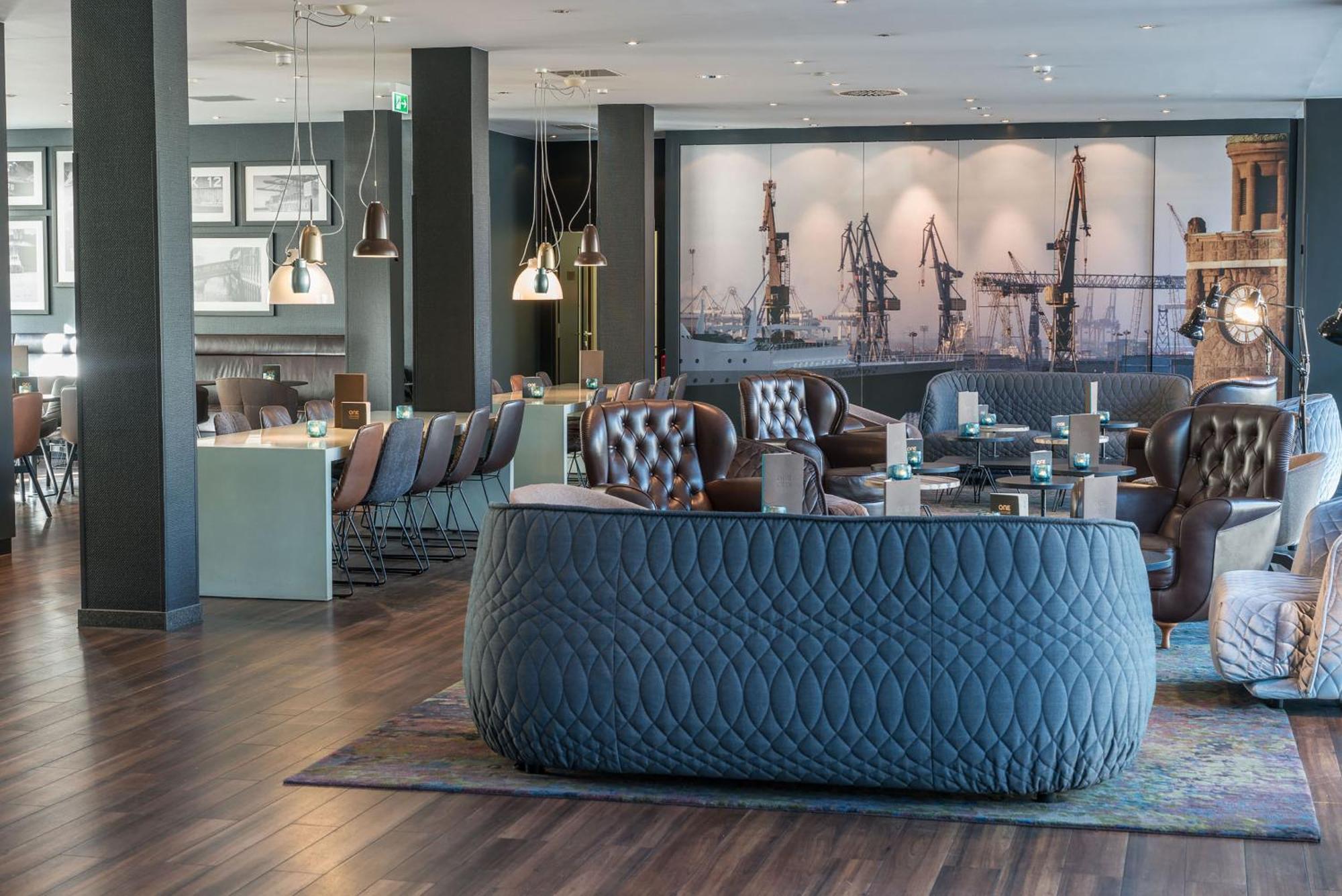 Motel One Hamburg-Altona Hamburgo Exterior foto